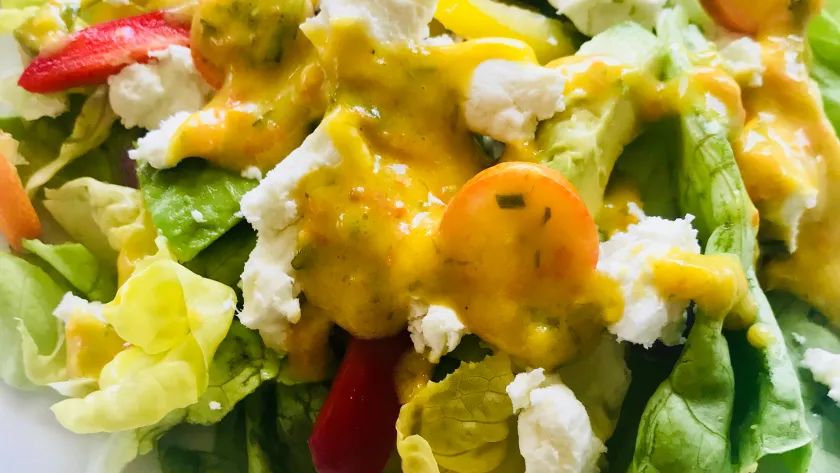 Loquat Vinaigrette Salad